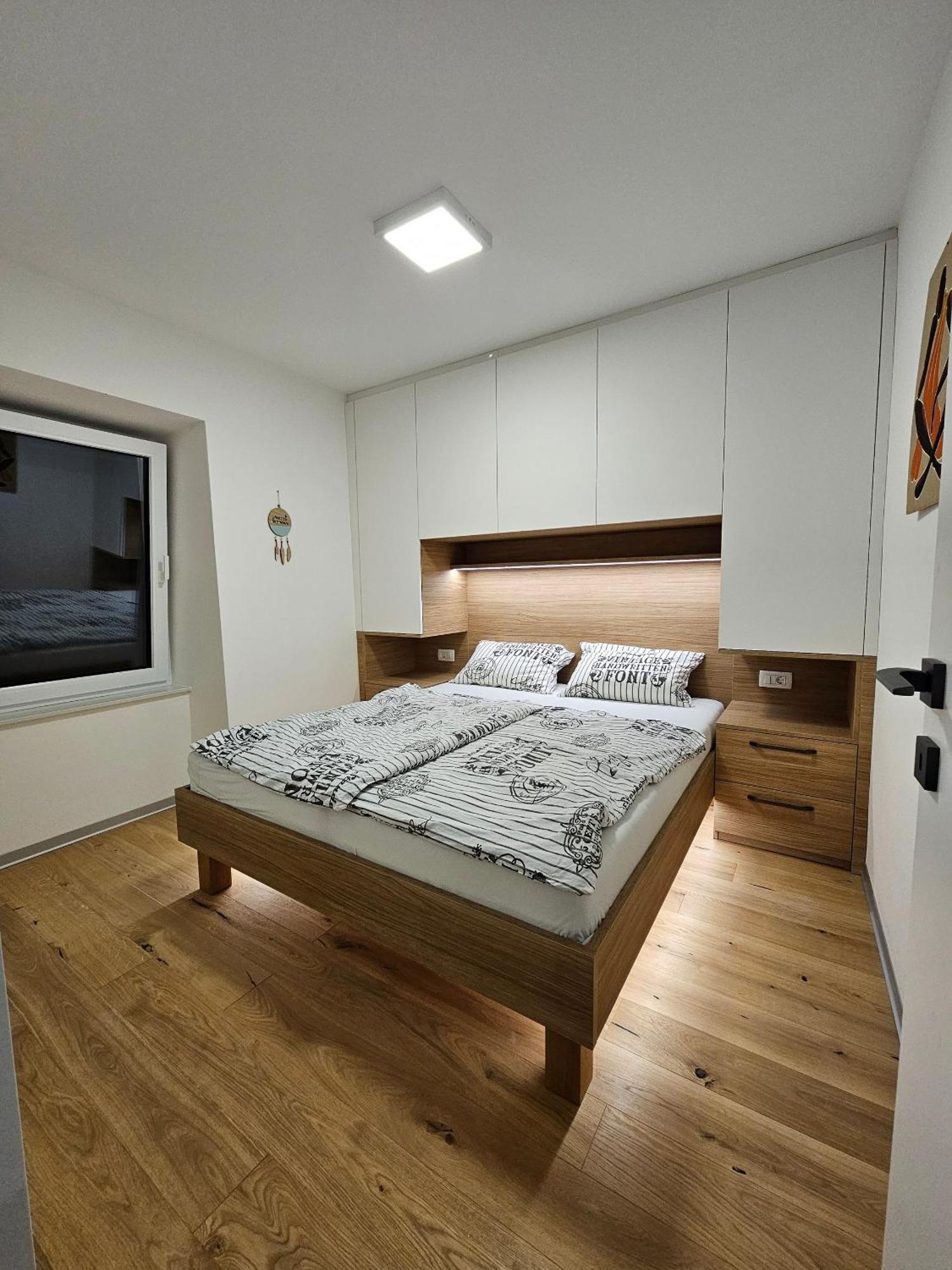Seaview Apartment Mirjam With Jacuzzi Portorož Exterior foto